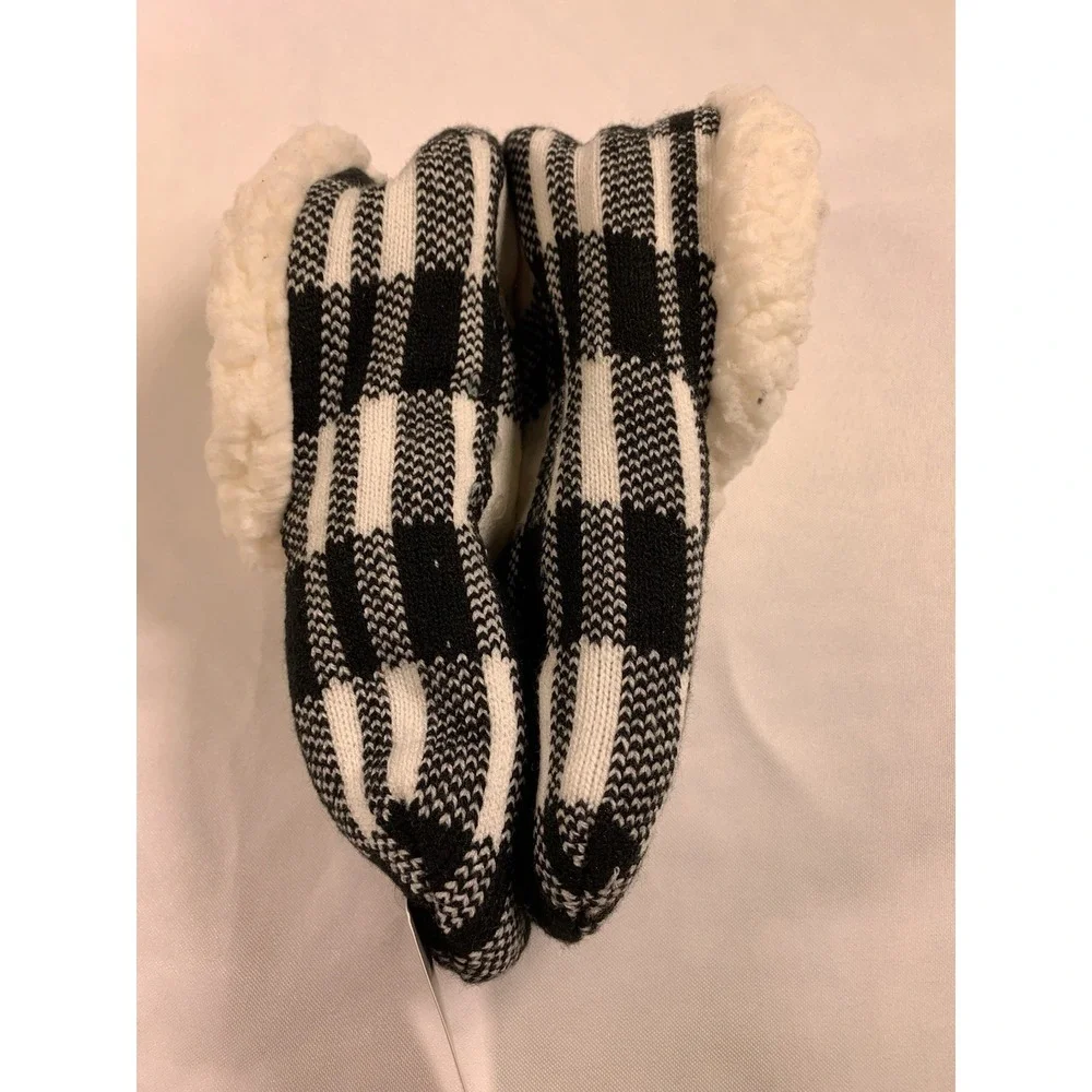Serra Black and White Lounge Slipper Socks Size 4-10‎